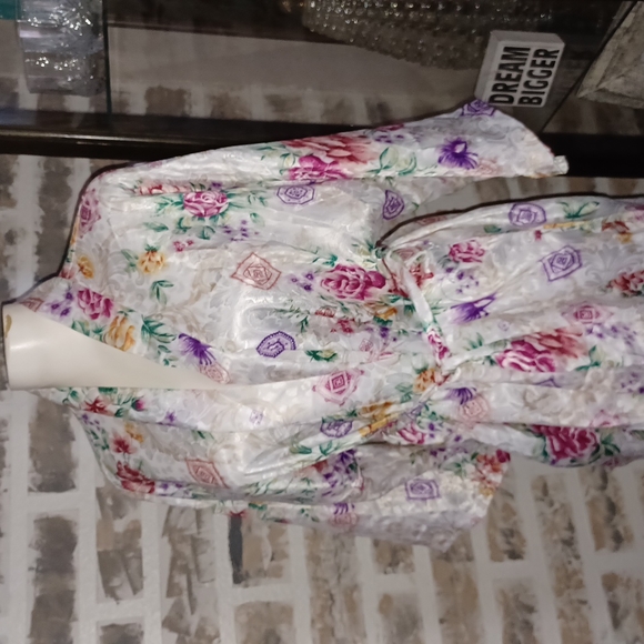 L.A. Intimates Robe - Picture 2 of 7